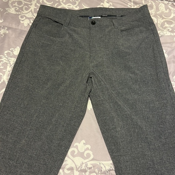 IZOD Golf Pants - Picture 3 of 4